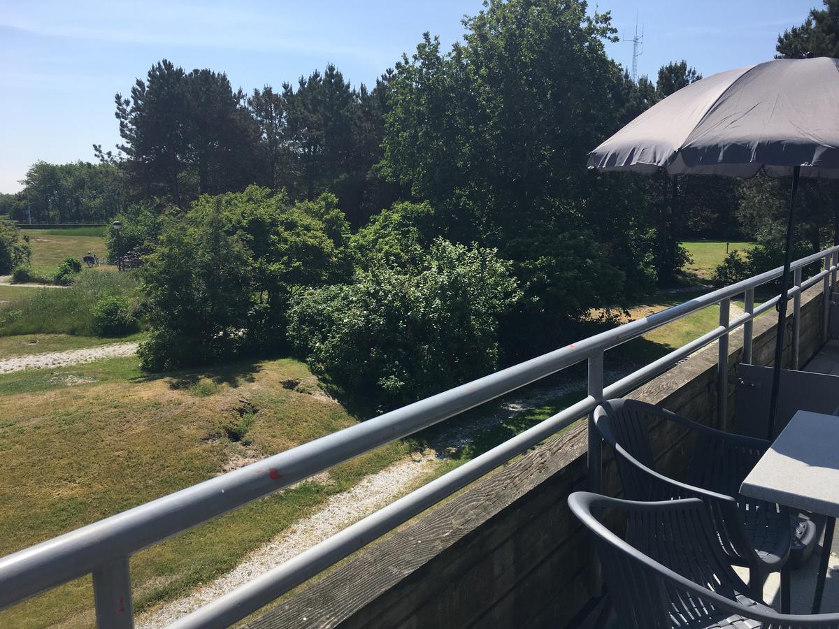 Appartement Ut & Thus, Resort Amelander Kaap Hollum  Exterior photo